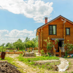 Полтора года без дач: эксперты напомнили о главных пунктах закона о СНТ